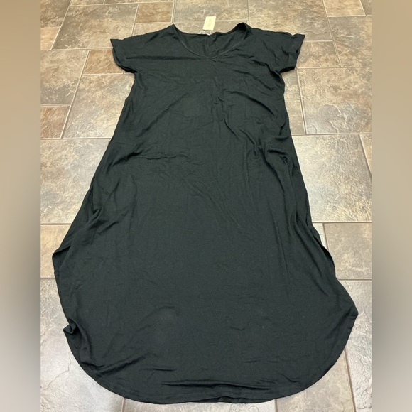 💥3/$30💥 Black Maxi Dress - Picture 1 of 4